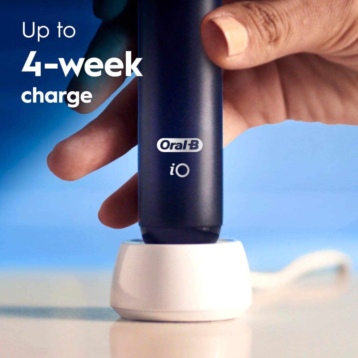 Oral-B iO2 Electric Toothbrush, Night Black - Long-Lasting Battery for Travel, Includes Gentle Care Brush Head, Travel Case and Refill Holder, Easy Switch to Electric Brushing, UK Two Pin Plug